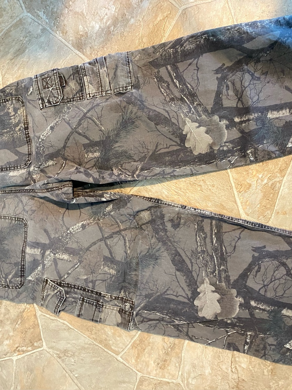 Hollister Men's Baggy Camouflage Cargo Pants size 28x30 - Picture 4 of 4